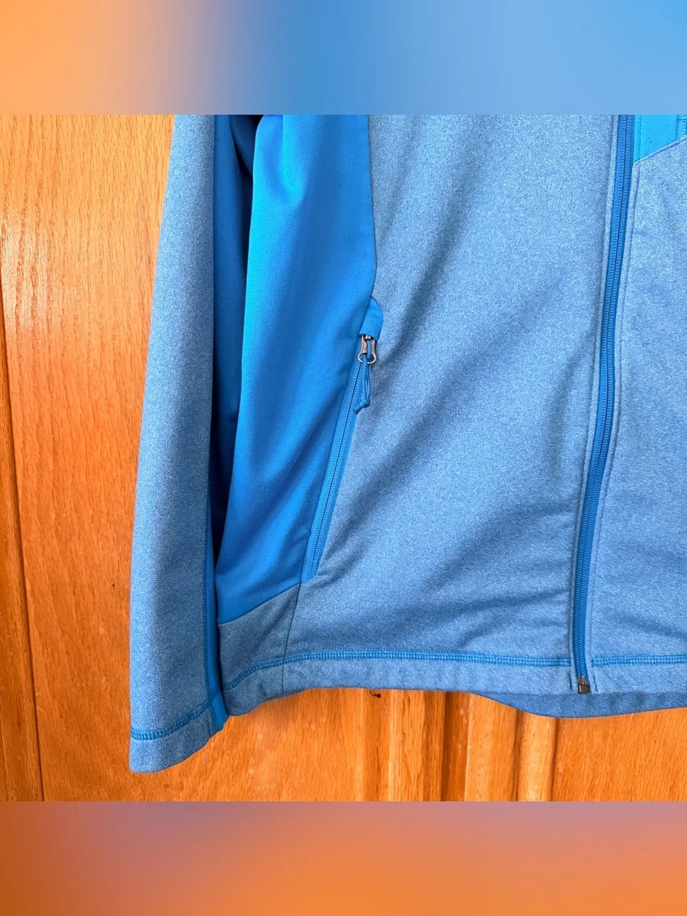 The North Face blue zip up jacket sz M for men